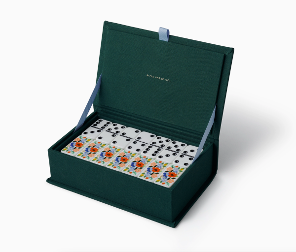 Strawberry Fields Dominoes Set Online